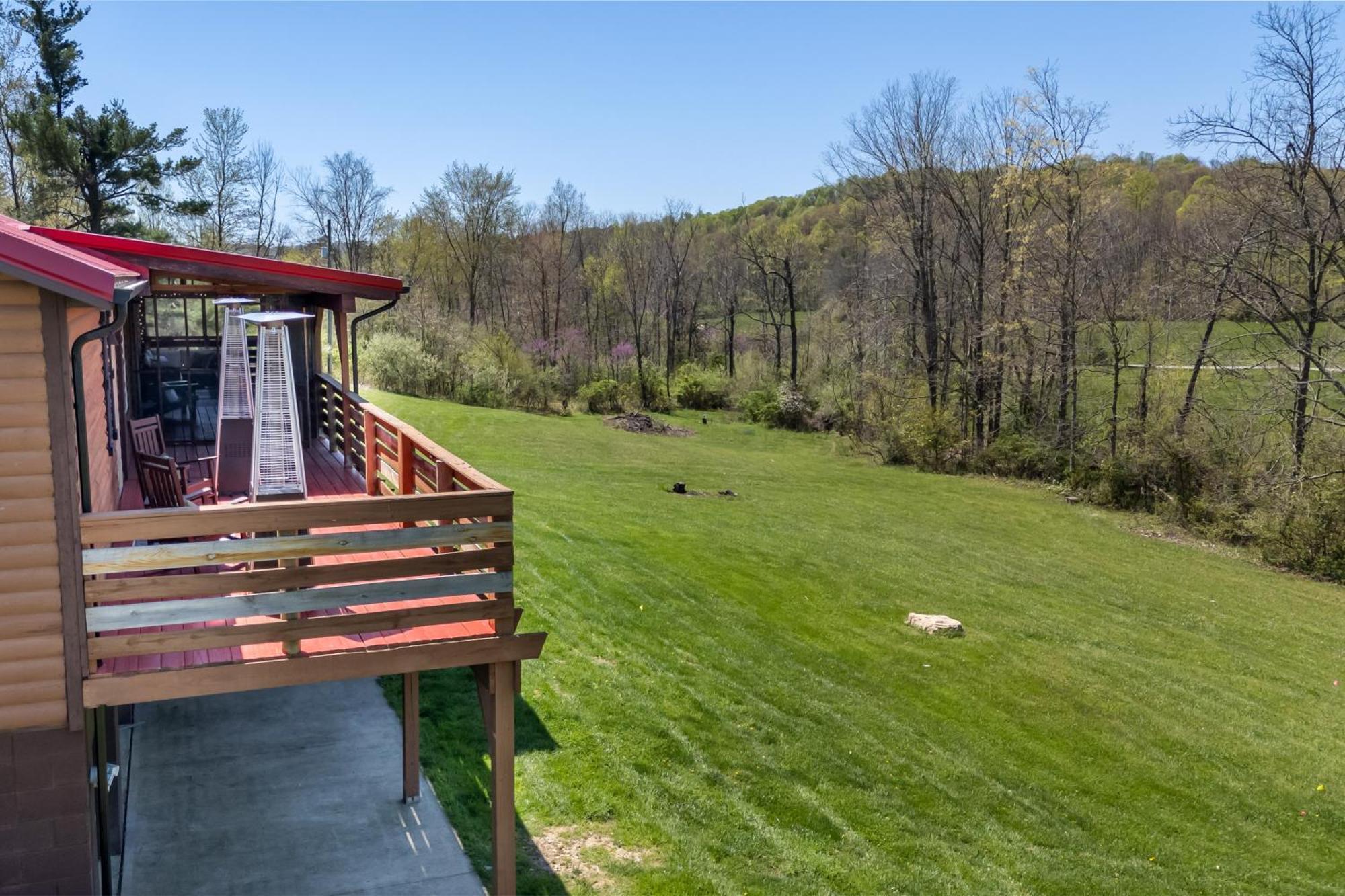 Spacious Cabin Near Hocking Hills And Caves With Hot Tub And Firepit Laurelville Eksteriør bilde