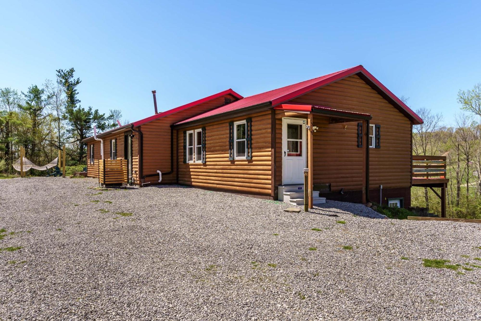 Spacious Cabin Near Hocking Hills And Caves With Hot Tub And Firepit Laurelville Eksteriør bilde